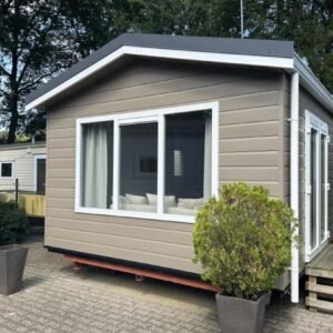 Solarium-Mobilheim (11 x 4 m)