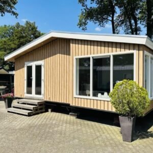 Doppel-Solarium-Mobilheim (9,9 x 7,3 m)