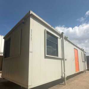 Bürocontainer 9,7 x 3 m