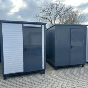 Sanitärcontainer mit Toilette und Urinal