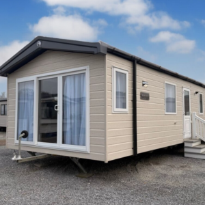 Mauersegler-Wohnwagen (11 x 3,8 m)