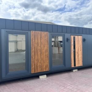 Containerhaus mit Bad