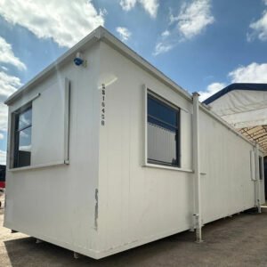 9,7 x 3m Bürocontainer